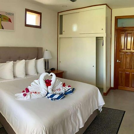 Best Western Grand Baymen Gardens ซานเปโดร ภายนอก รูปภาพ