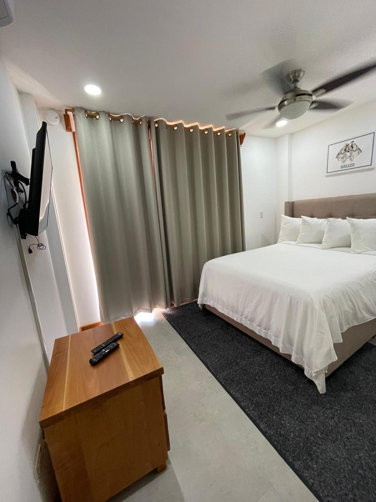 Best Western Grand Baymen Gardens ซานเปโดร ภายนอก รูปภาพ