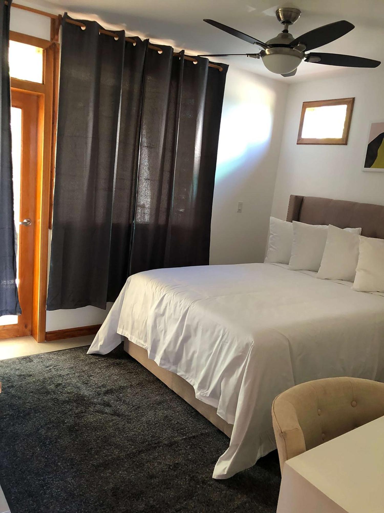Best Western Grand Baymen Gardens ซานเปโดร ภายนอก รูปภาพ