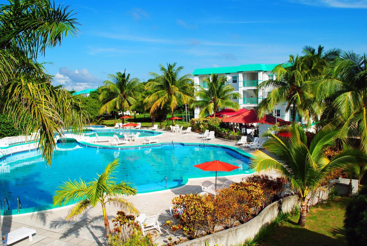 Best Western Grand Baymen Gardens ซานเปโดร ภายนอก รูปภาพ